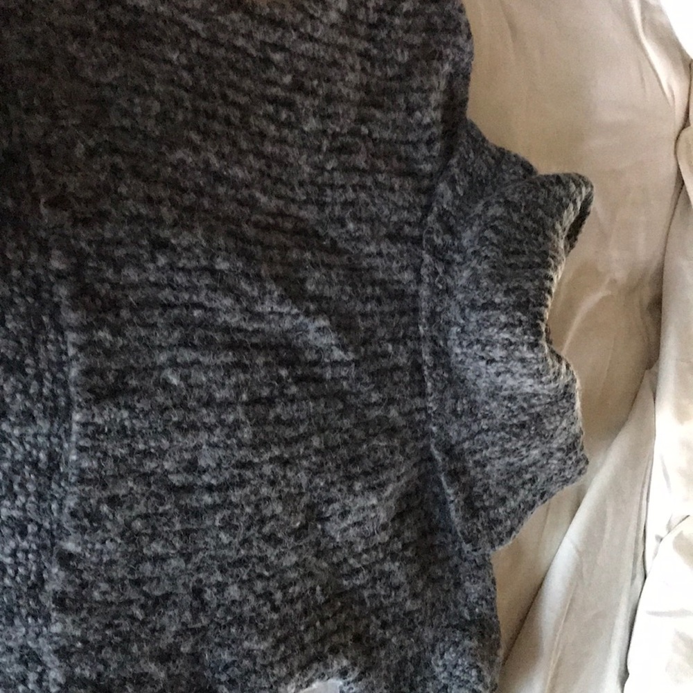 Gianni Bini Sweater